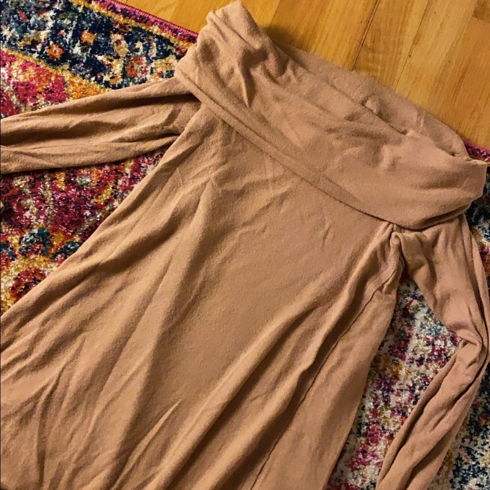 Abercrombie Off Shoulder Nude Top